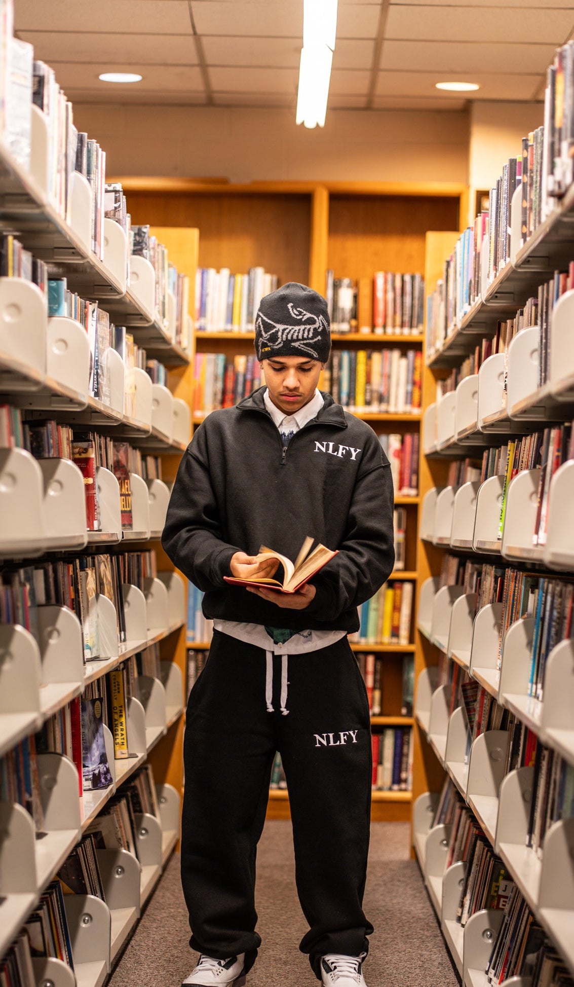 Black Quarterzip sweatsuit